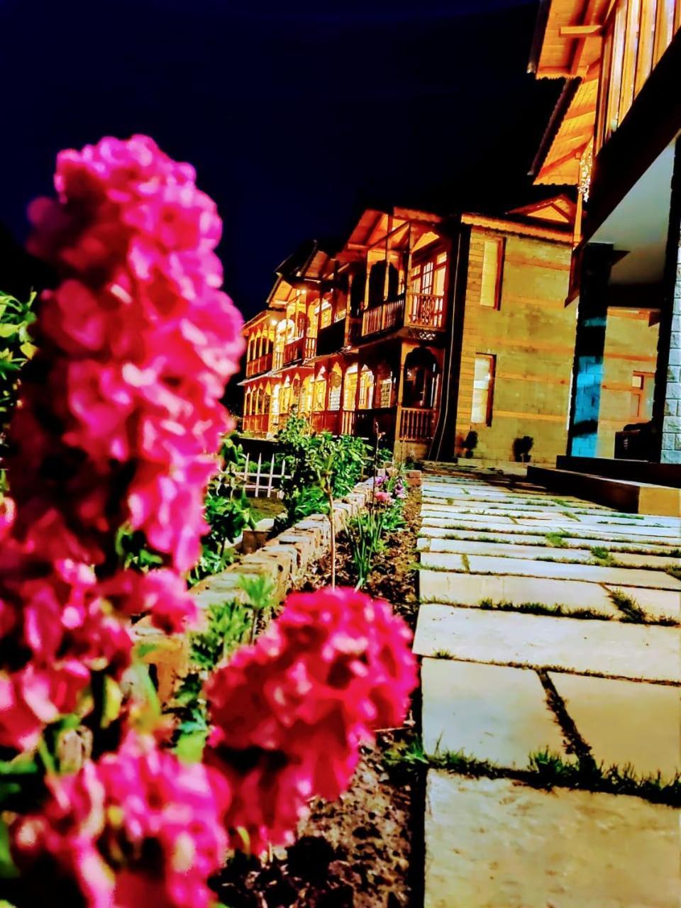 Hotel 8Fold By Larisa, Jibhi Esterno foto