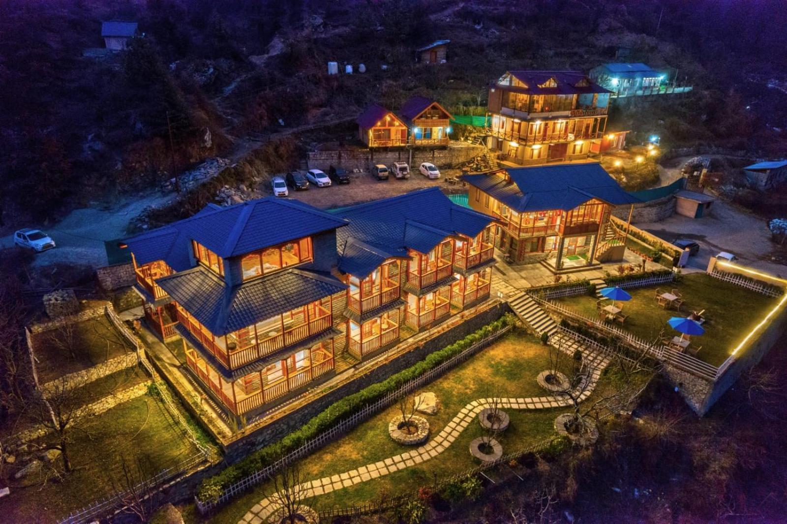 Hotel 8Fold By Larisa, Jibhi Esterno foto