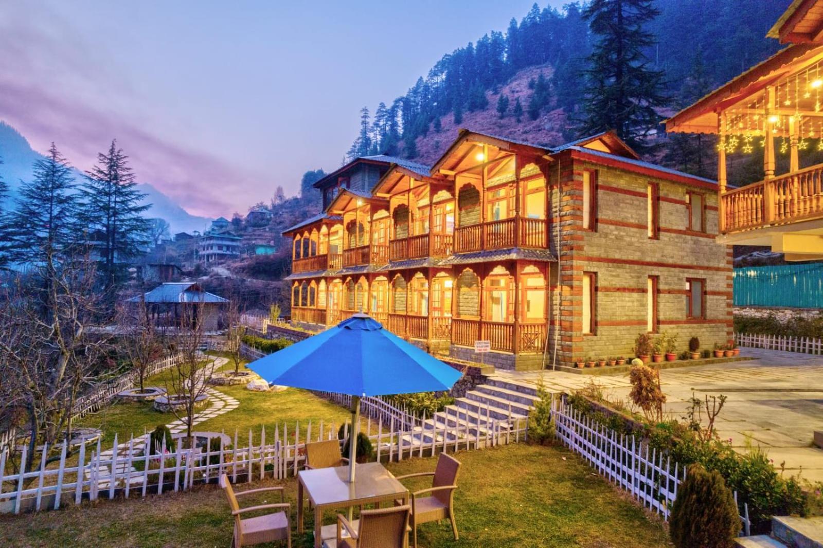 Hotel 8Fold By Larisa, Jibhi Esterno foto